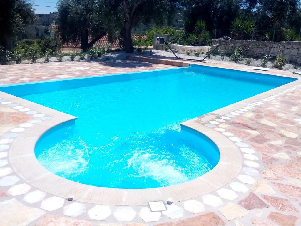 Villa Androniki Longos  Luaran gambar